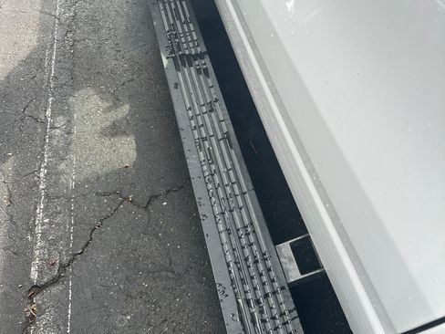 Used 2020 RAM 1500 Limited image 23