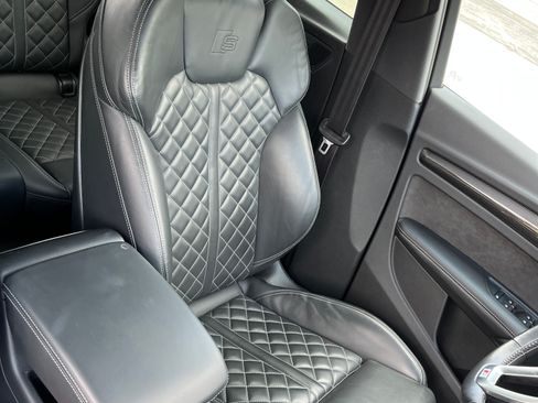 Used 2018 Audi SQ5 Prestige w/ Prestige Package AWD/4WD image 21