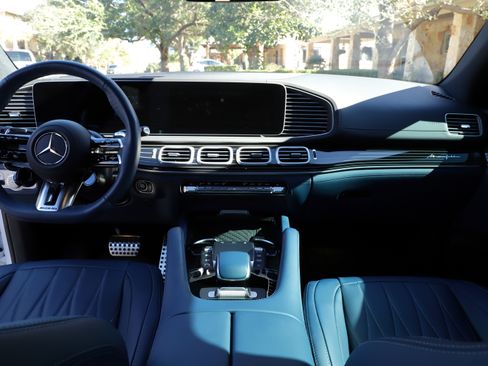 Used 2025 Mercedes-Benz GLE 63 AMG S image 21