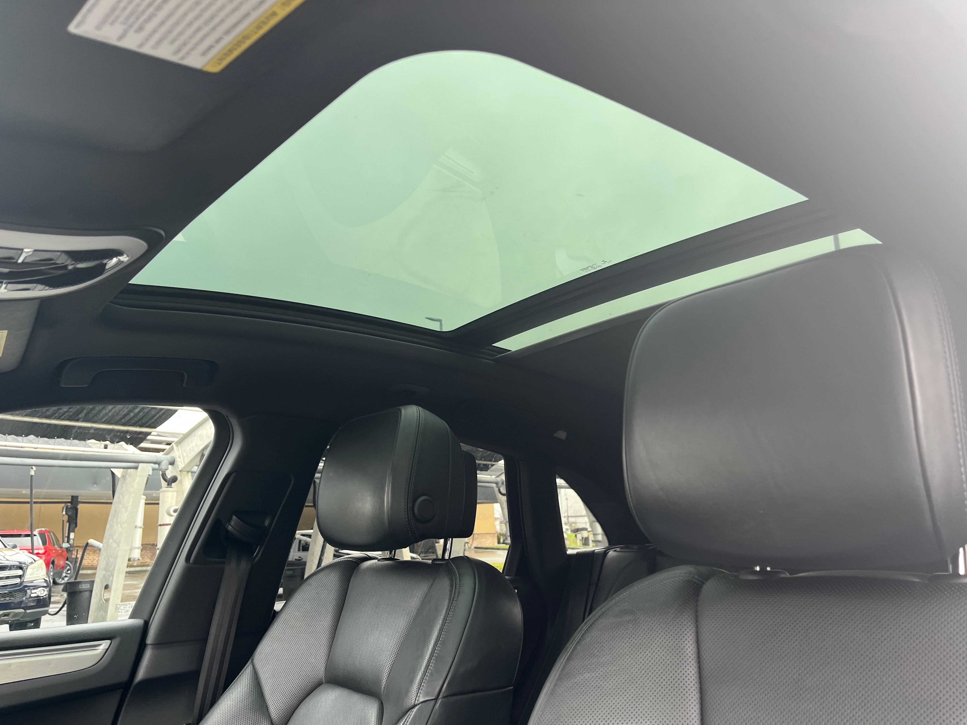 Used 2015 Porsche Macan S AWD/4WD image 9