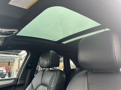 Used 2015 Porsche Macan S image 9