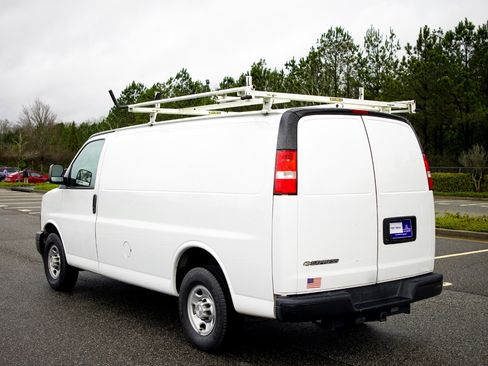 Used 2019 Chevrolet Express 2500 w/ Driver Convenience Package image 16
