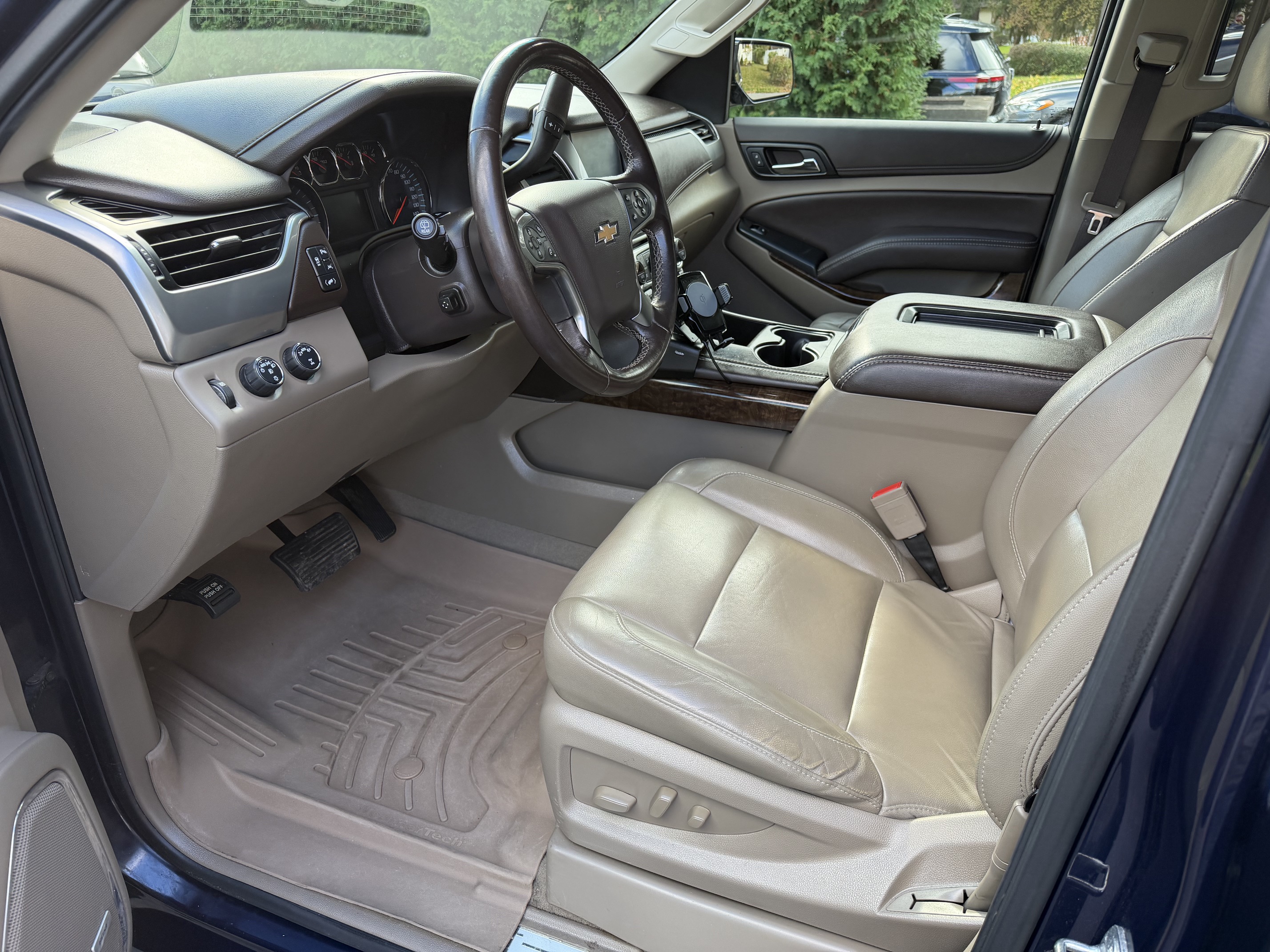 Used 2019 Chevrolet Tahoe LT AWD/4WD image 13