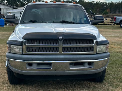 Used 2001 Dodge Ram 3500 Truck 2WD Quad Cab image 2