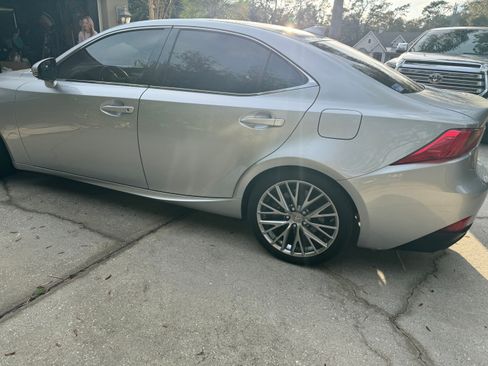 Used 2017 Lexus IS 200t image 13