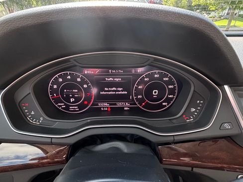 Used 2018 Audi Q5 2.0T Premium AWD/4WD image 20