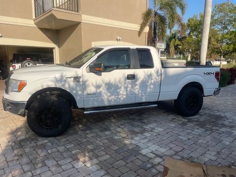 Used 2014 Ford F150 XLT w/ Off-Road Package image 6