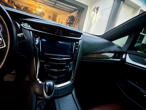 Used 2016 Cadillac ELR w/ Performance Package image 18