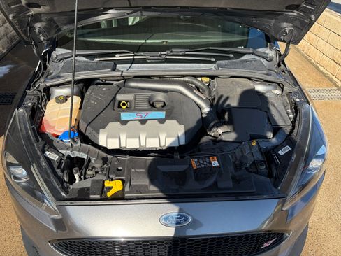 Used 2017 Ford Focus ST w/ Equipment Group 402A image 17