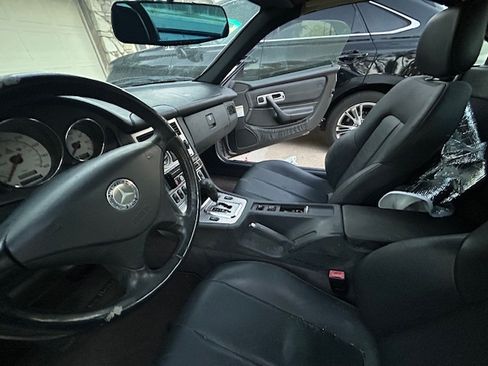 Used 2001 Mercedes-Benz SLK 230 image 10