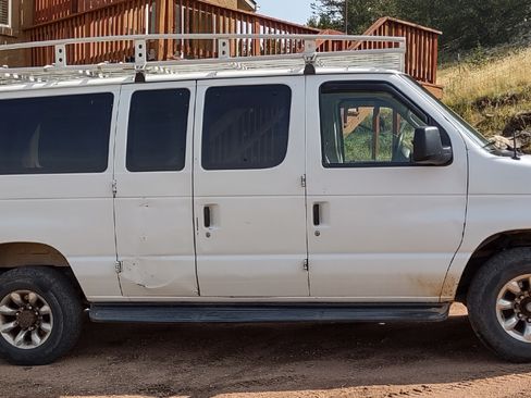 Used 2008 Ford E-350 and Econoline 350 XLT image 2