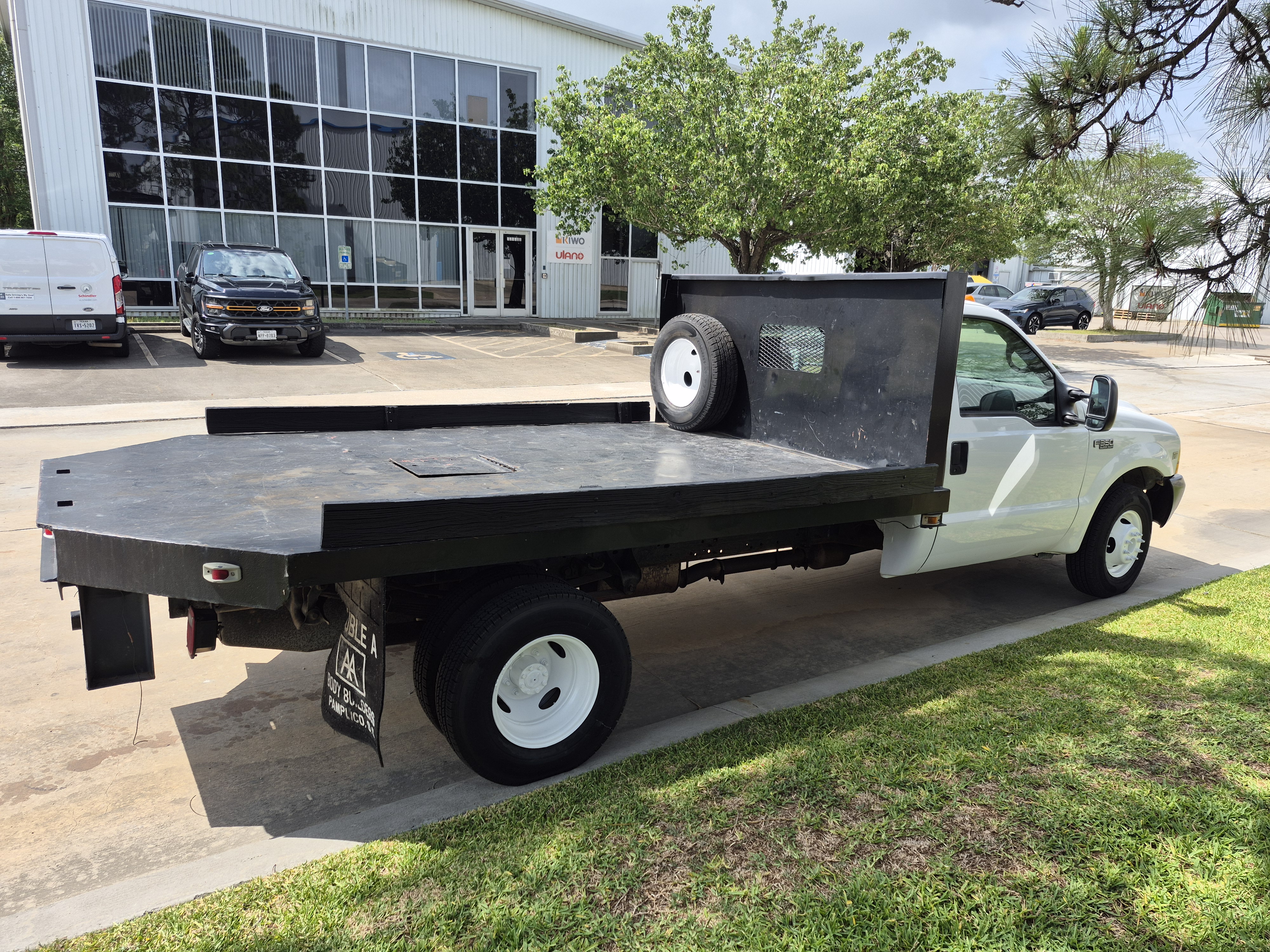 Used 1999 Ford F350 2WD Regular Cab DRW Super Duty image 6