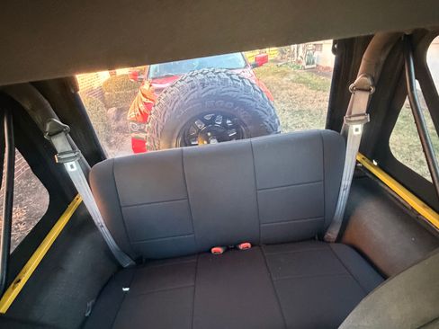 Used 2002 Jeep Wrangler X image 10