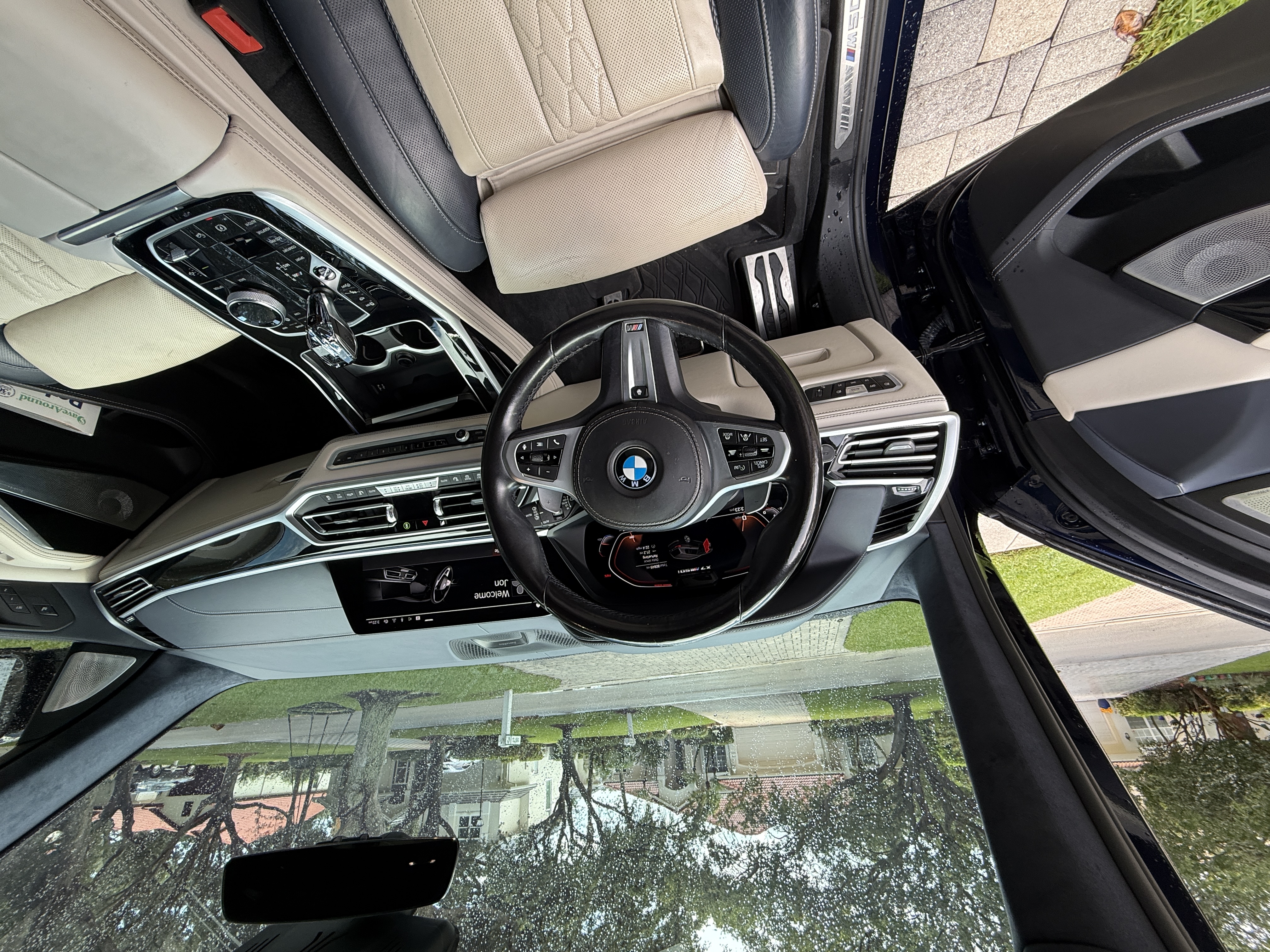 Used 2021 BMW X7 M50i w/ Dynamic Handling Package AWD/4WD image 13