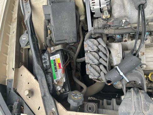 Used 2004 Pontiac Grand Prix GT2 w/ Leather Trim Pkg image 26