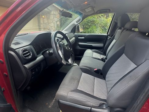Used 2016 Toyota Tundra SR5 RWD image 4
