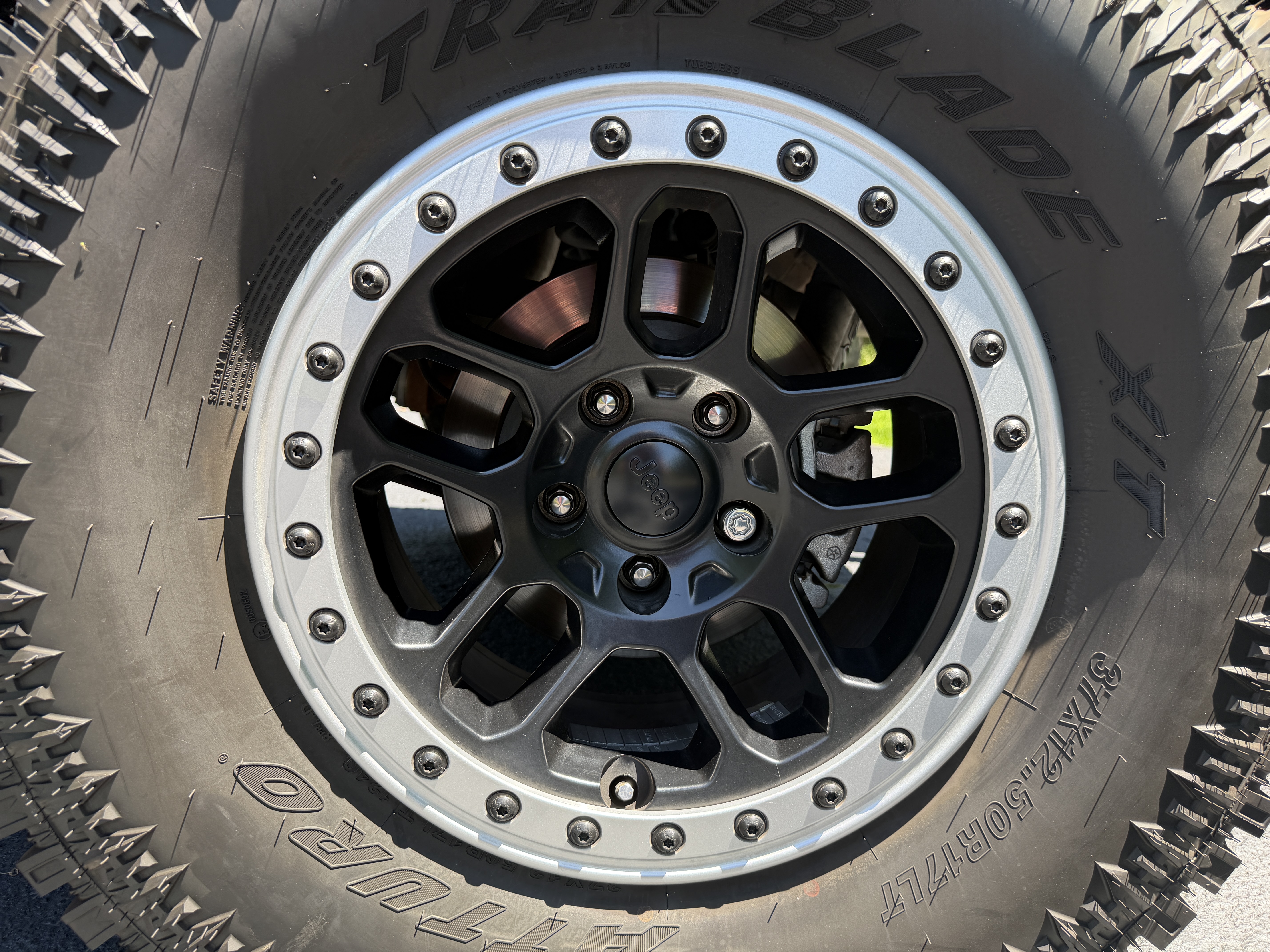 Used 2017 Jeep Wrangler Unlimited Rubicon AWD/4WD image 28