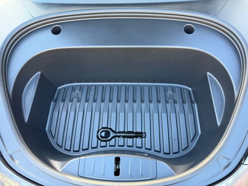 Used 2022 Tesla Model 3 Long Range image 4