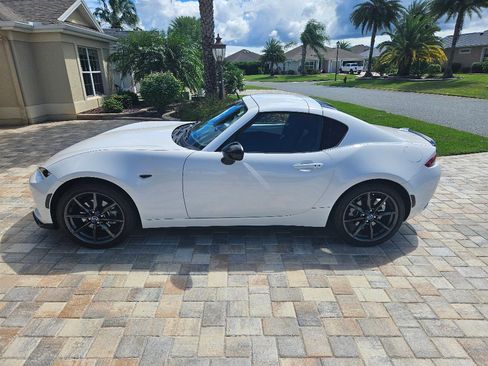 Used 2017 MAZDA MX-5 Miata RF Club image 1