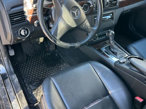 Used 2011 Mercedes-Benz GLK 350 4MATIC image 9