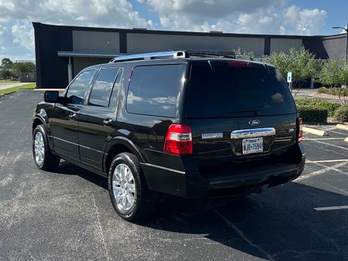 Used 2013 Ford Expedition Limited RWD image 6