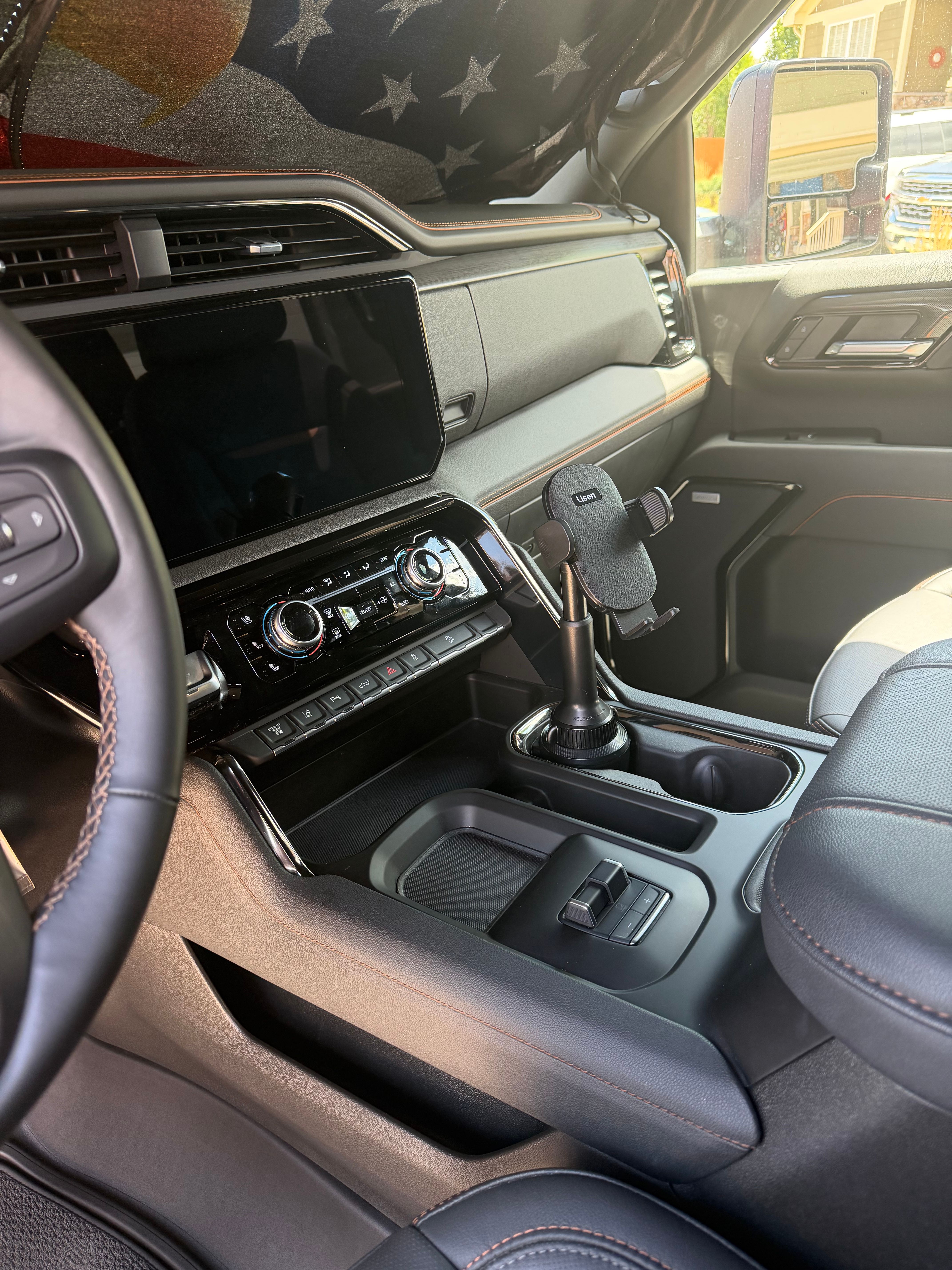 Used 2024 GMC Sierra 2500 AT4 w/ AT4 Premium Plus Package AWD/4WD image 15