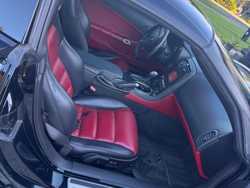 Used 2011 Chevrolet Corvette Grand Sport w/ Preferred Equipment Group image 4