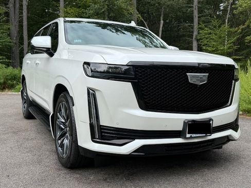 Used 2022 Cadillac Escalade Sport w/ Touring Package image 1