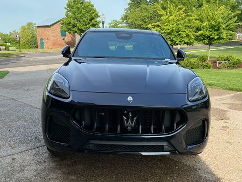 Used 2023 Maserati Grecale Modena AWD/4WD image 1