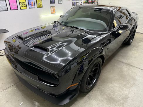 Used 2023 Dodge Challenger SRT Hellcat image 4