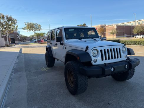 Used 2017 Jeep Wrangler Unlimited Sport w/ Quick Order Package 24S image 4