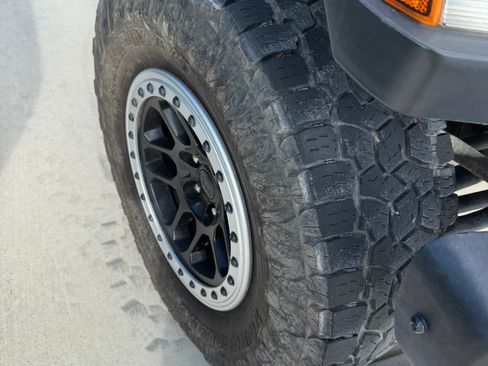 Used 2020 Jeep Gladiator Sport w/ Quick Order Package 24S image 12