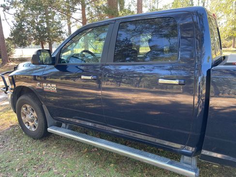 Used 2017 RAM 2500 Big Horn image 10