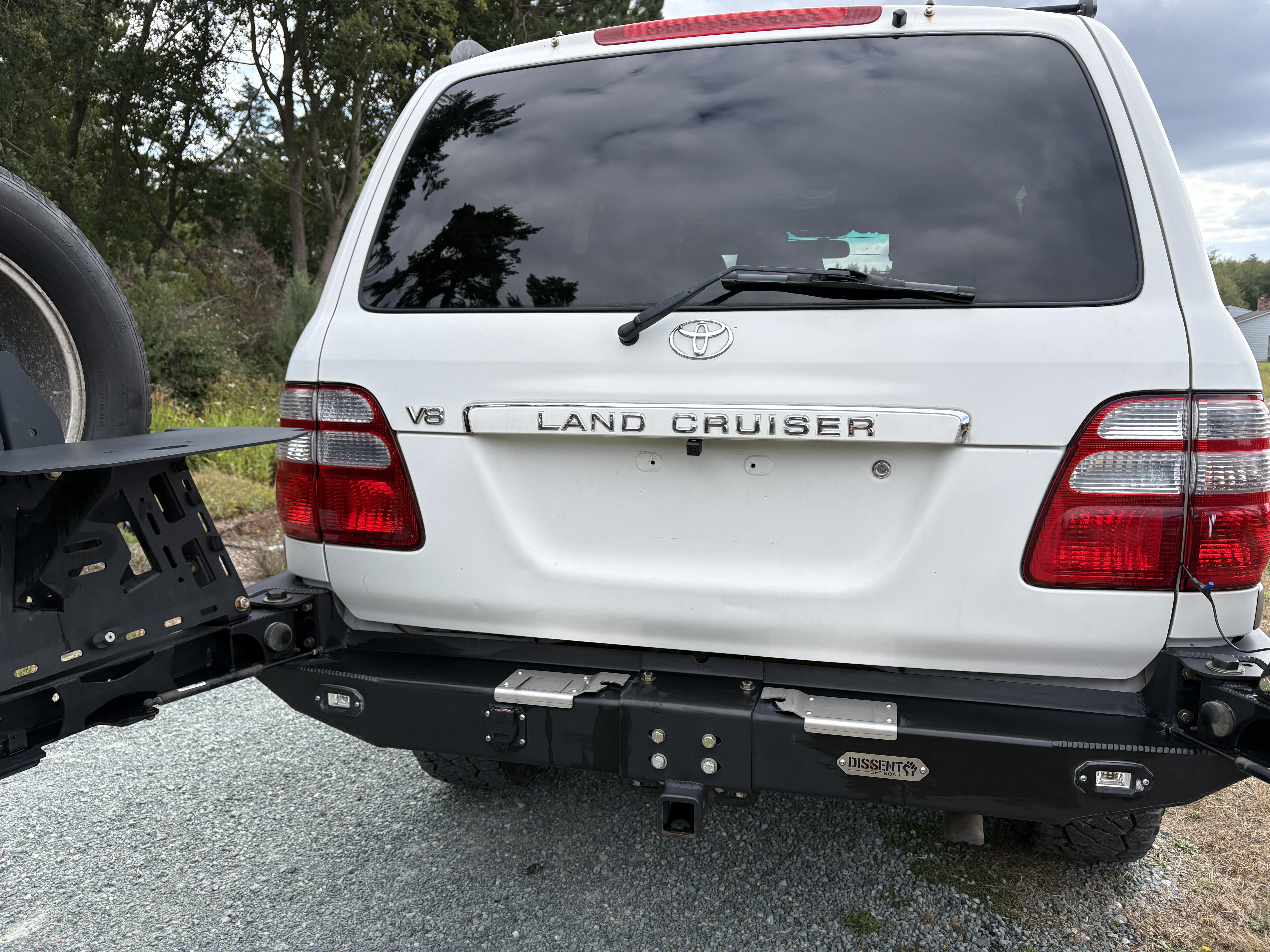 Used 2004 Toyota Land Cruiser AWD/4WD image 9