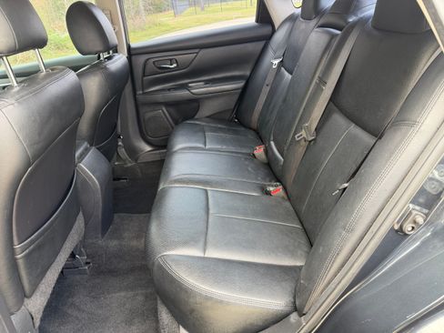 Used 2017 Nissan Altima 2.5 S w/ Power Driver Seat Package image 6