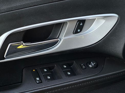 Used 2016 Chevrolet Equinox LT w/ Convenience Package image 16