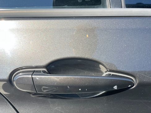 Used 2016 BMW 320i Sedan image 8