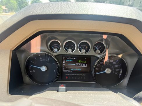 Used 2011 Ford F350 Lariat w/ Lariat Interior Pkg AWD/4WD image 11