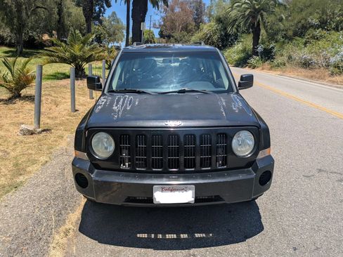 Used 2010 Jeep Patriot Sport FWD image 8