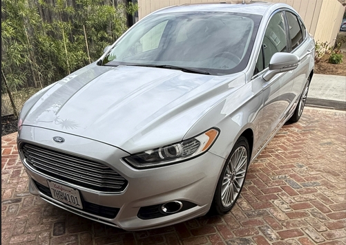 Used 2015 Ford Fusion SE w/ Equipment Group 202A FWD image 1