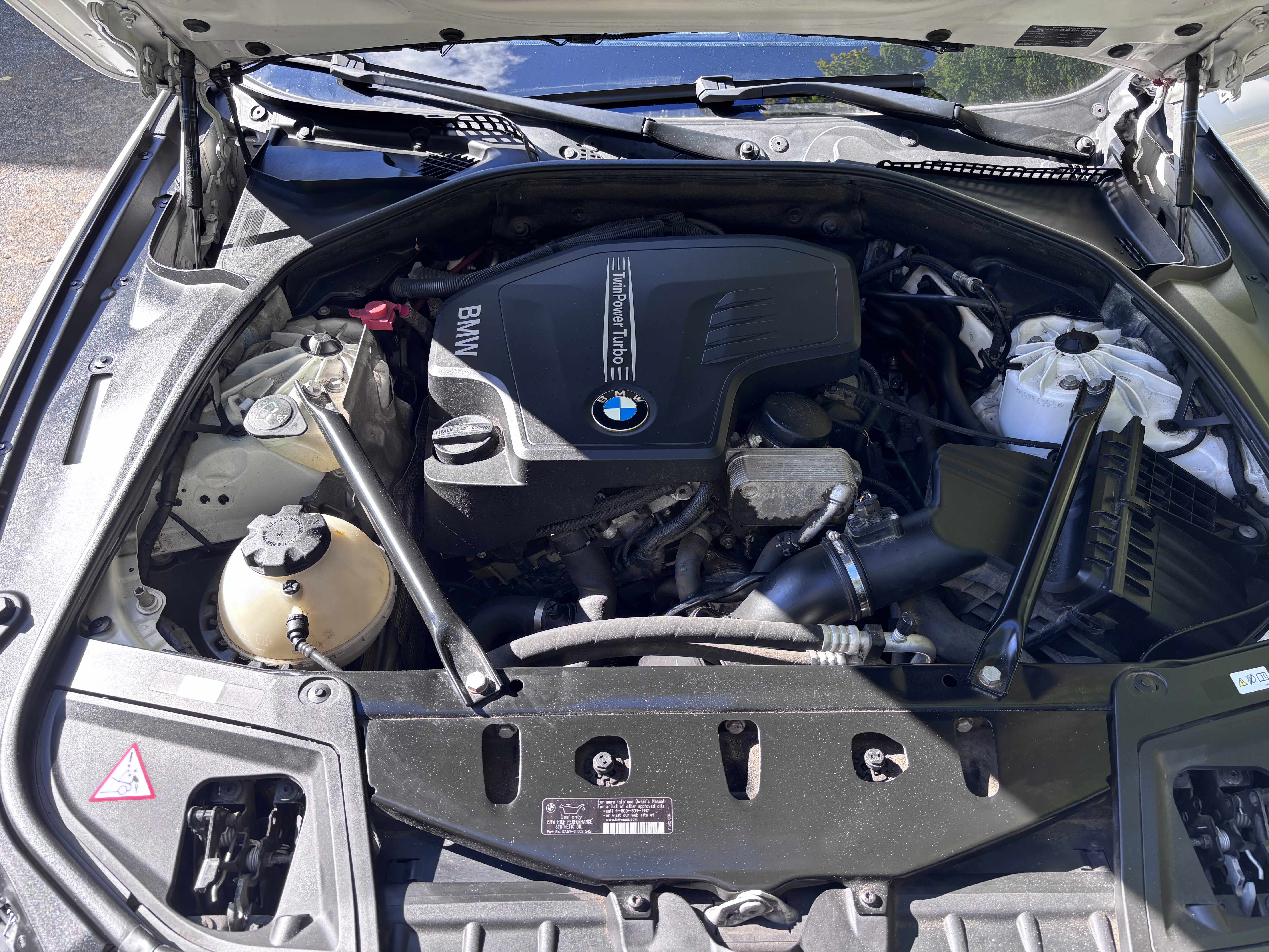 Used 2014 BMW 528i xDrive Sedan AWD/4WD image 15