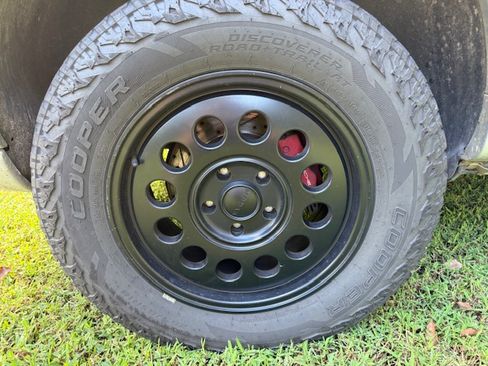 Used 2010 Porsche Cayenne GTS image 26