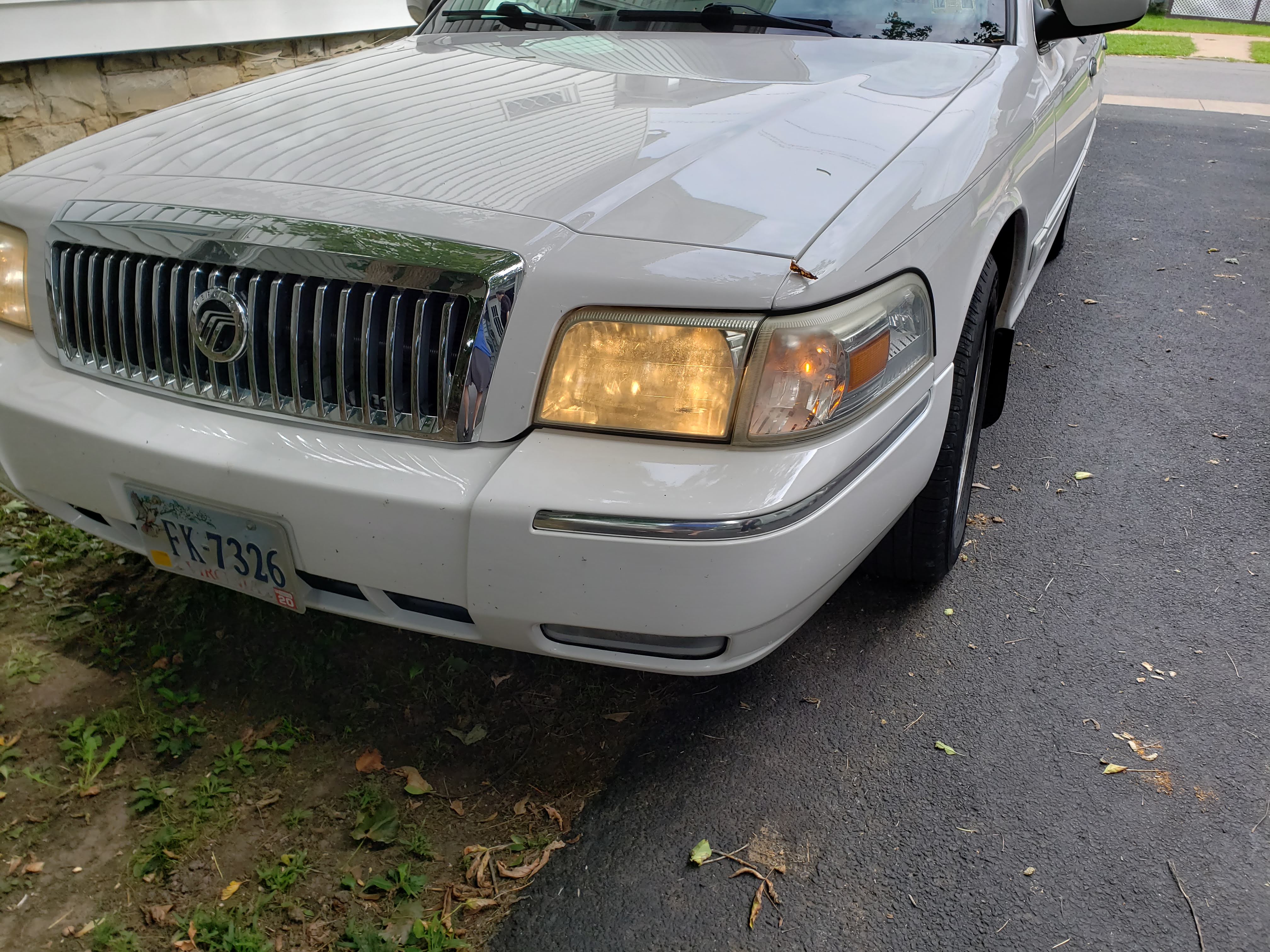 Used 2008 Mercury Grand Marquis LS RWD image 4