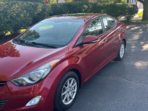 Used 2013 Hyundai Elantra Limited w/ Technology Pkg FWD image 21