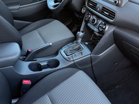 Used 2019 Hyundai Kona SEL FWD image 6