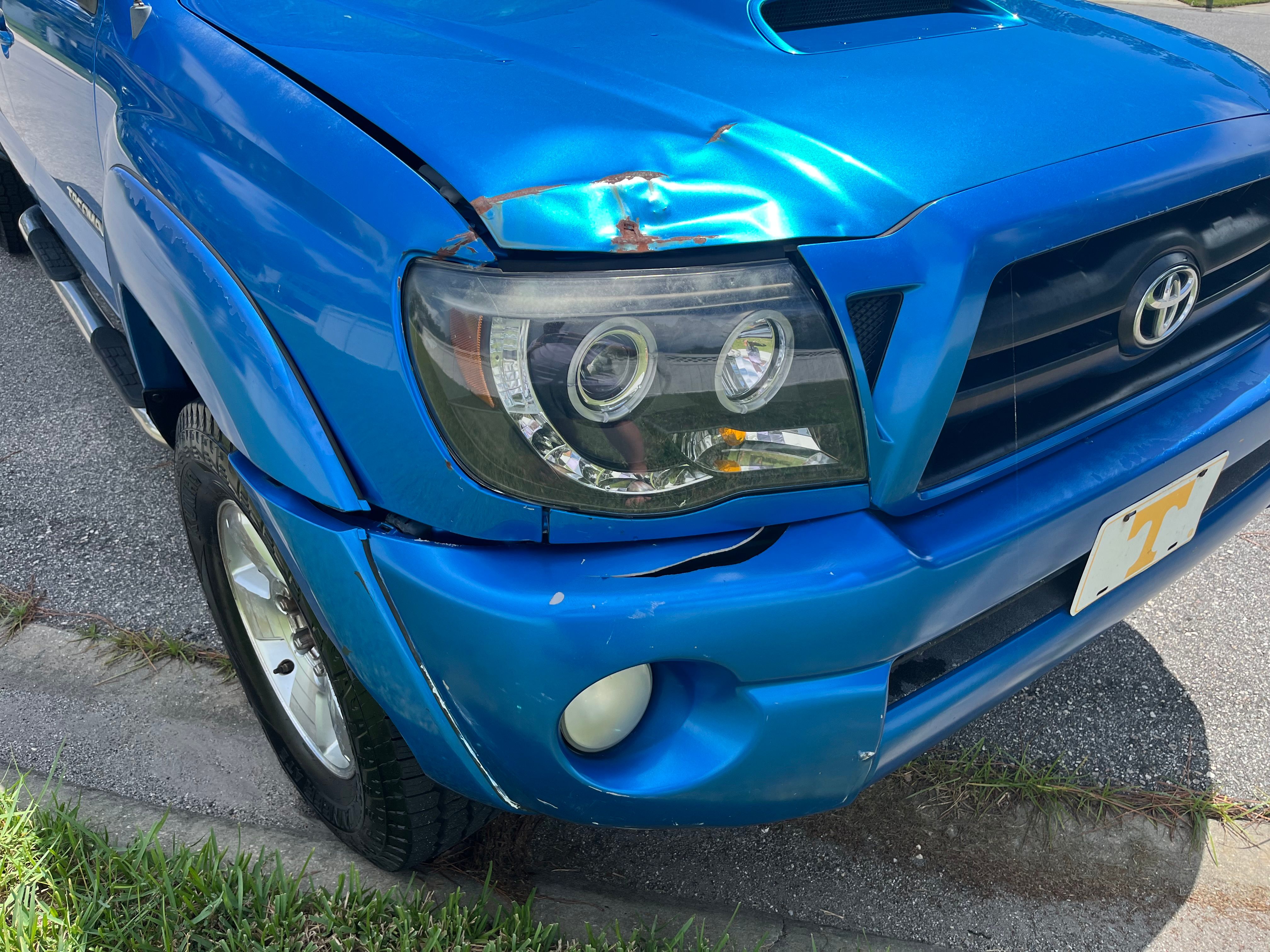 Used 2008 Toyota Tacoma PreRunner w/ TRD Sport Pkg #2 RWD image 16