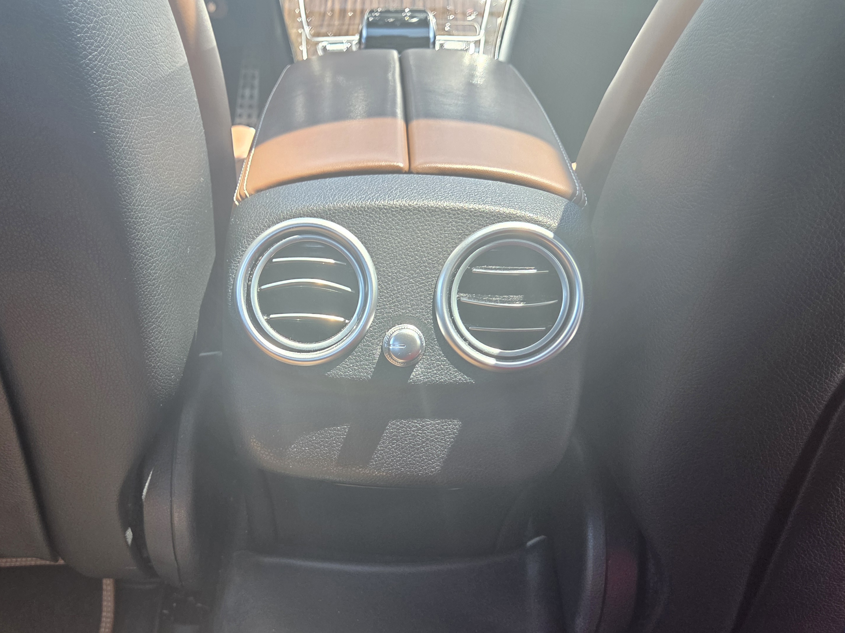 Used 2018 Mercedes-Benz C 300 Sedan image 26