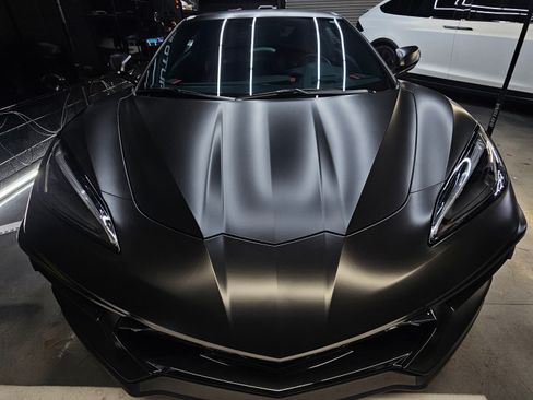 Used 2023 Chevrolet Corvette Stingray Preferred Conv w/ 2LT image 2