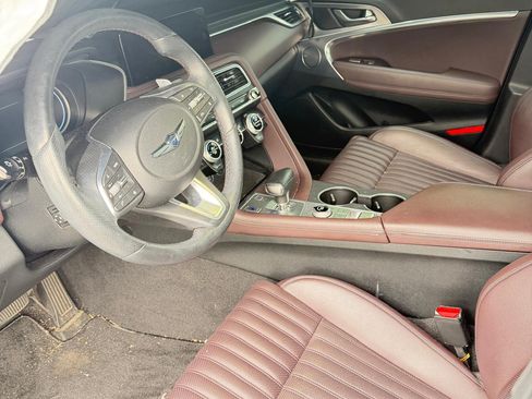 Used 2022 Genesis G70 2.0T w/ Prestige Package AWD/4WD image 12