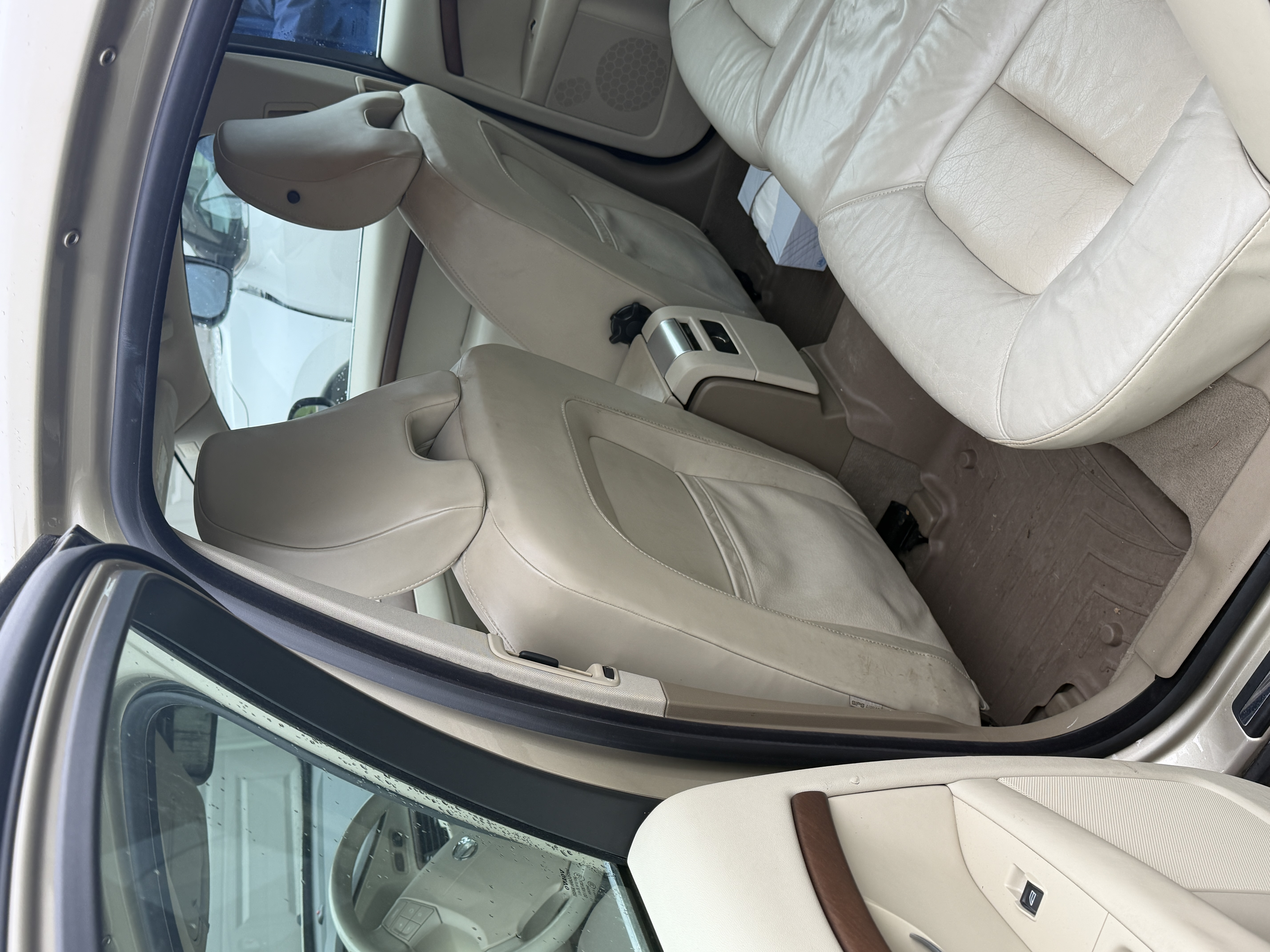 Used 2008 Volvo S80 3.2 FWD image 2